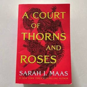 A court of thorns and roses (#1)